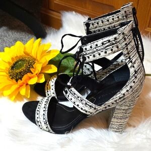 Kendall & Kylie Black and White Block Heeled Sandals